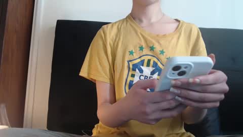 Snapshot of novafrey chatting on 25, 2, 2025 Olivia online show from 25, 2, 2025