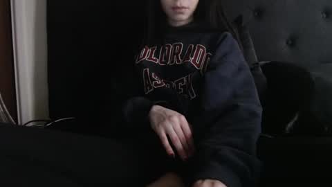 Snapshot of novafrey chatting on 21, 9, 2025 Olivia online show from 21, 9, 2025