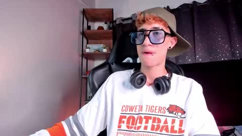 Nova online show from 3, 12, 2025