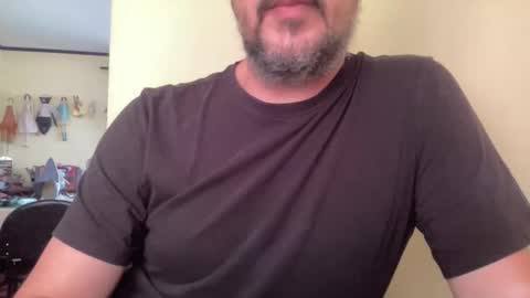novio_muyalto online show from 17, 4, 2026