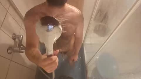 Snapshot of nudechiller chatting on 8, 10, 2025 Vinz... online show from 8, 10, 2025