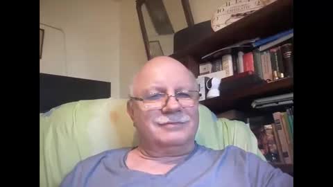 nukiss online show from 27, 10, 2025