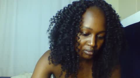 Snapshot of nutgal_ chatting on 8, 3, 2026 nutgal online show from 8, 3, 2026