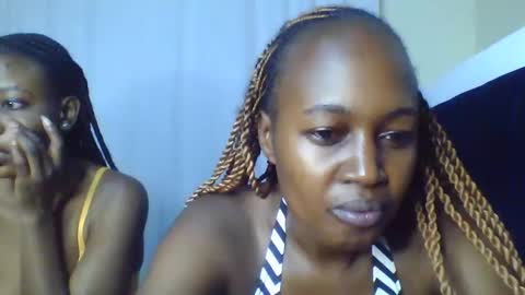 Snapshot of nutgal_ chatting on 13, 4, 2026 nutgal online show from 13, 4, 2026
