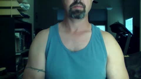 nvrenuff1979 online show from 22, 3, 2026