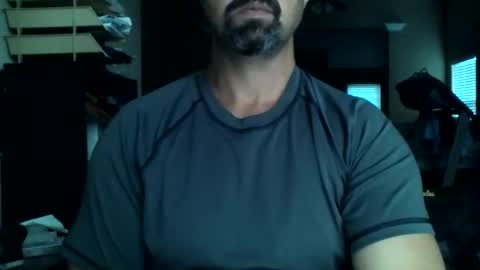 nvrenuff1979 online show from 25, 5, 2026