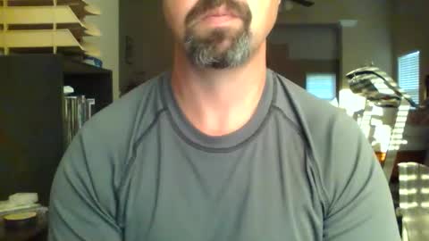 nvrenuff1979 online show from 10, 6, 2026