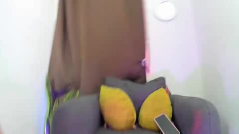 Nia online show from 14, 4, 2026