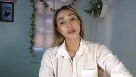 Nycole online show from 29, 7, 2026
