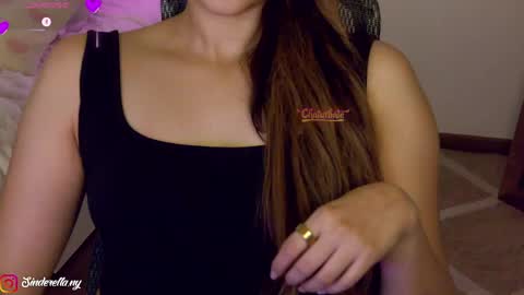 Nylaah online show from 25, 5, 2026