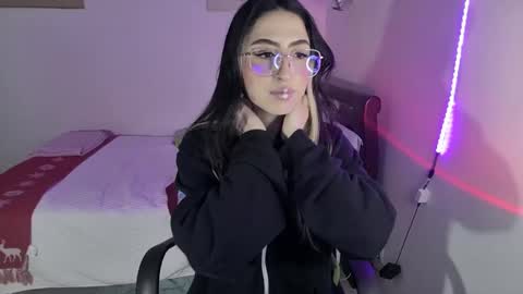 Snapshot of nymph_frida chatting on 11, 12, 2024 Frida online show from 11, 12, 2024