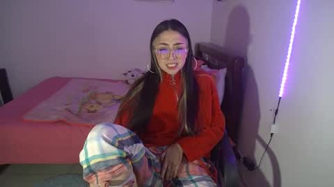 Snapshot of nymph_frida chatting on 30, 9, 2025 Frida online show from 30, 9, 2025