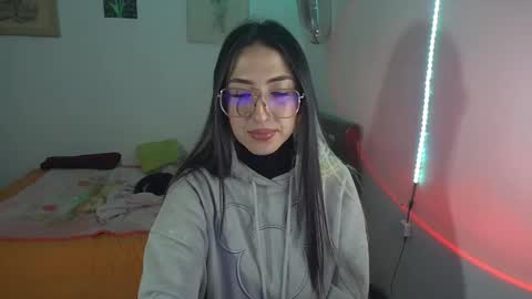 Snapshot of nymph_frida chatting on 3, 2, 2026 Frida online show from 3, 2, 2026