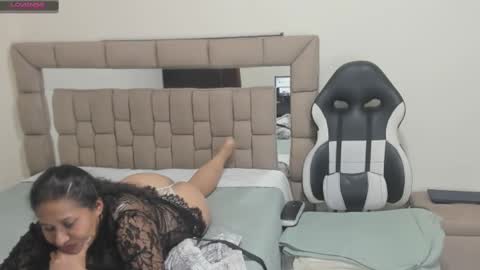 nyomi browm online show from 24, 2, 2025