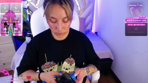 Alex   .    online show from 30, 1, 2025