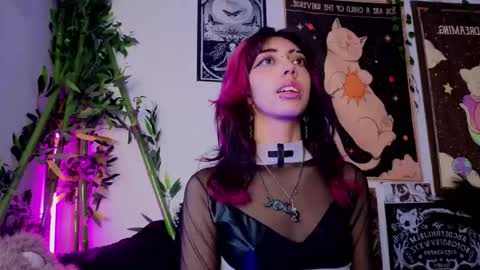   online show from 16, 4, 2026