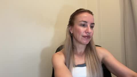 Snapshot of nyxelia_ chatting on 21, 5, 2026 Anastasia online show from 21, 5, 2026
