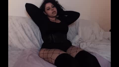 Snapshot of obscurabruised chatting on 2, 1, 2025 Obscura online show from 2, 1, 2025