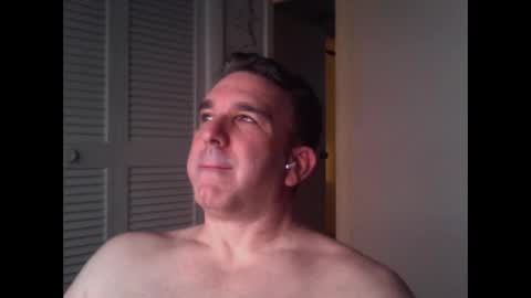 Snapshot of oceanmanx chatting on 18, 4, 2026 Ocean online show from 18, 4, 2026