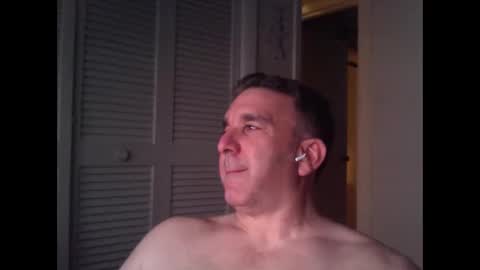 Snapshot of oceanmanx chatting on 24, 4, 2026 Ocean online show from 24, 4, 2026