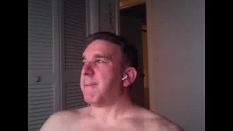 Snapshot of oceanmanx chatting on 28, 4, 2026 Ocean online show from 28, 4, 2026