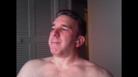 Snapshot of oceanmanx chatting on 13, 5, 2026 Ocean online show from 13, 5, 2026