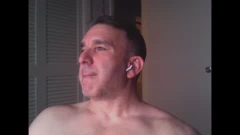Snapshot of oceanmanx chatting on 1, 6, 2026 Ocean online show from 1, 6, 2026