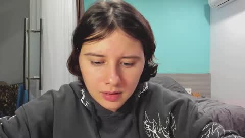 Evie online show from 15, 12, 2024