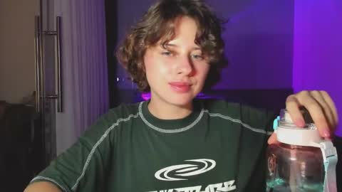 Evie online show from 28, 2, 2025