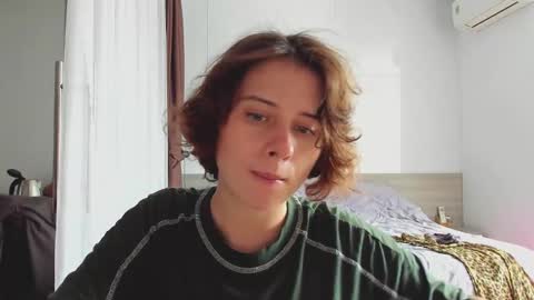 Evie online show from 10, 3, 2025