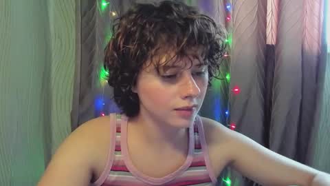 Evie online show from 11, 10, 2025