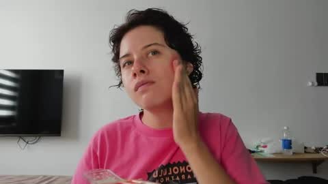 Evie online show from 20, 4, 2026