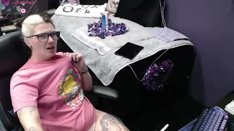 Snapshot of oddywithabody chatting on 12, 2, 2026 Oddy With A Body online show from 12, 2, 2026