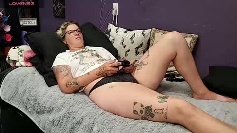 Snapshot of oddywithabody chatting on 3, 6, 2026 Oddy With A Body online show from 3, 6, 2026