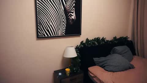 Lucy night Alice and Gven day online show from 15, 1, 2025