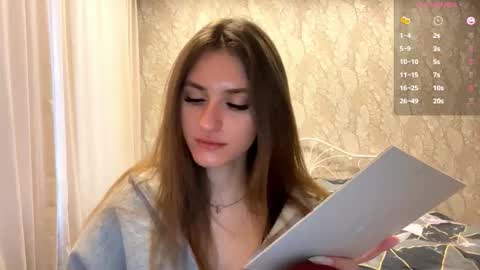 Mia online show from 24, 11, 2025