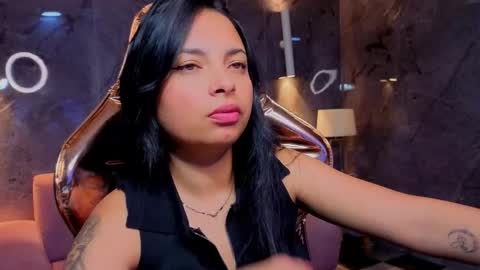 odette_b online show from 29, 11, 2025