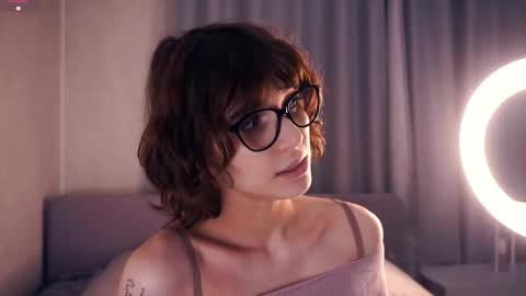 Thea online show from 1, 12, 2025