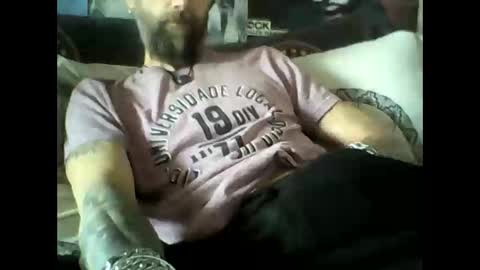 Snapshot of oedipe666 chatting on 25, 2, 2026 oedipe666cam online show from 25, 2, 2026