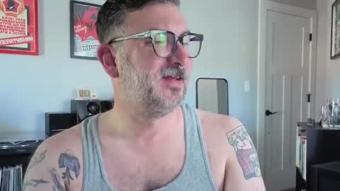 Office Dad online show from 17, 9, 2025