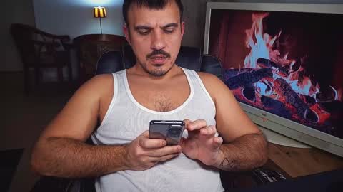 Snapshot of officeman7 chatting on 4, 1, 2025 officeman7 online show from 4, 1, 2025