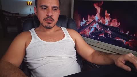 Snapshot of officeman7 chatting on 30, 1, 2025 officeman7 online show from 30, 1, 2025