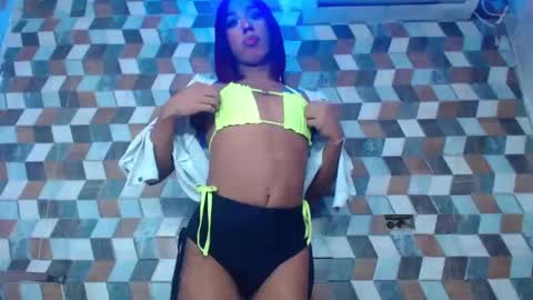 oficialsdollsxxx online show from 10, 12, 2024