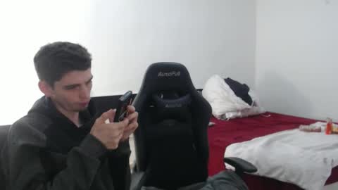 Snapshot of ofsolovicio chatting on 25, 11, 2025 ofsolovicio online show from 25, 11, 2025