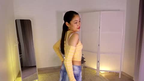 Laura online show from 22, 10, 2025