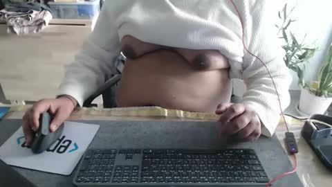 Snapshot of ohfck11 chatting on 17, 2, 2025 Chubby Gary online show from 17, 2, 2025