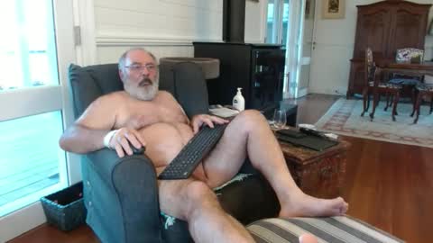 Snapshot of ohjonny55 chatting on 13, 10, 2025 Ohjonny online show from 13, 10, 2025