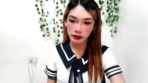 ohmyalessandraxcx online show from 27, 10, 2025