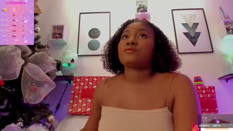 Snapshot of ohrianagibson chatting on 28, 12, 2024  g  online show from 28, 12, 2024