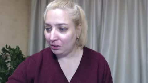 Snapshot of ohsweetiren chatting on 4, 6, 2026 Iren online show from 4, 6, 2026